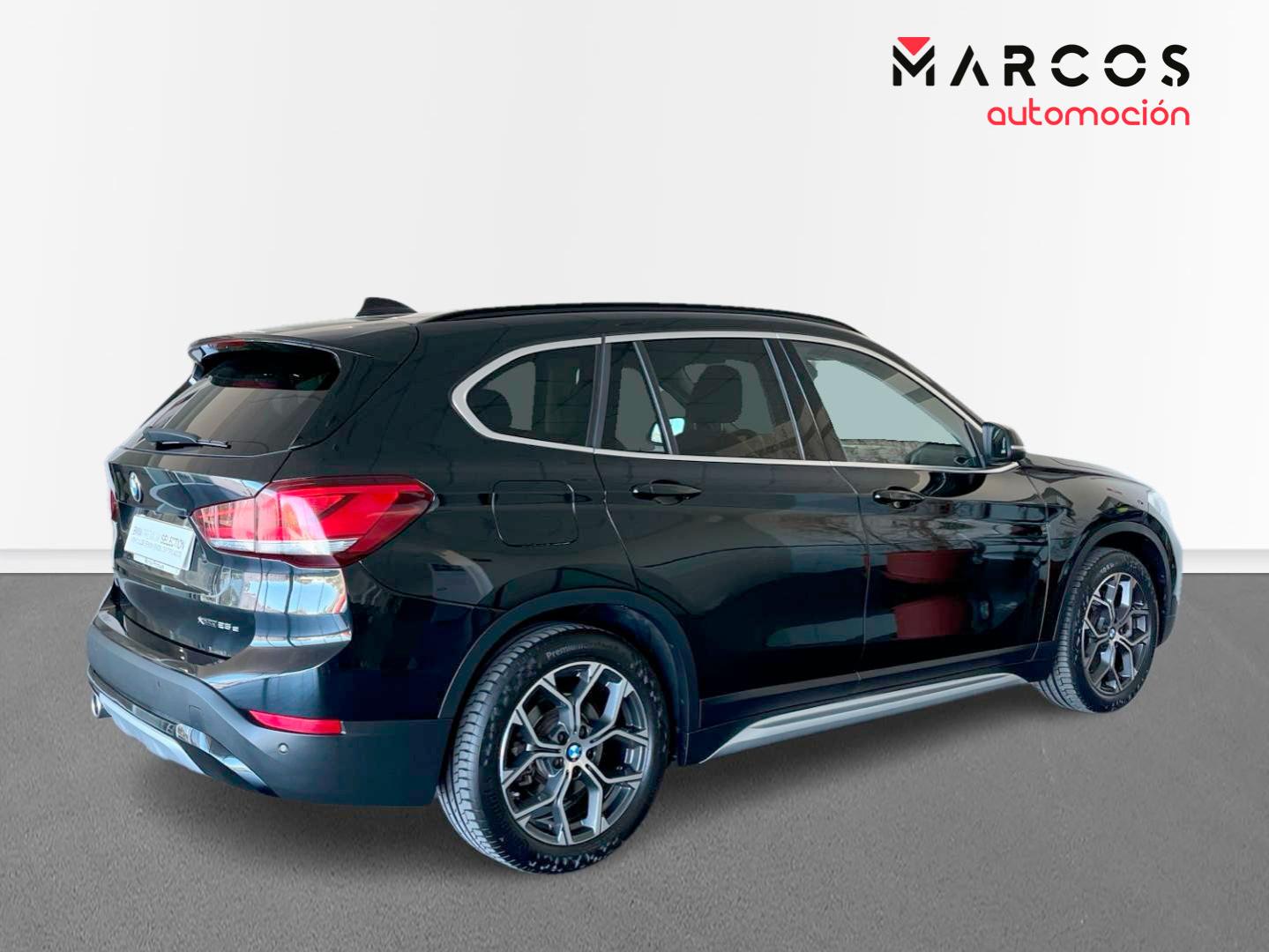 Foto BMW X1 4