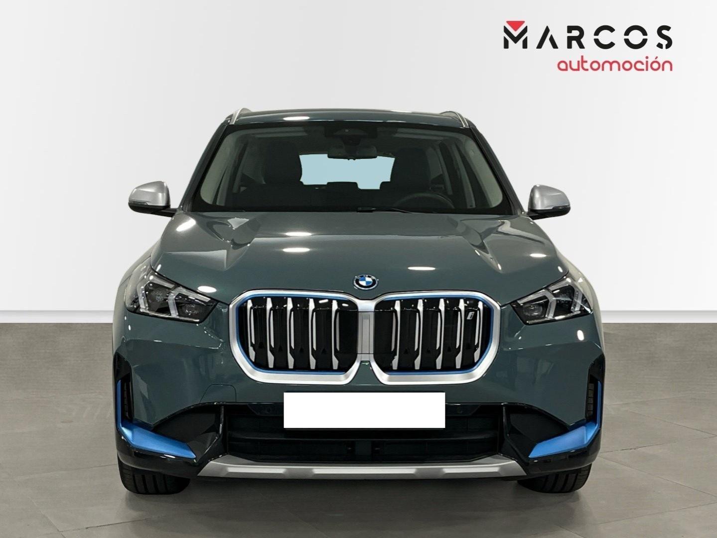 Foto BMW iX1 2