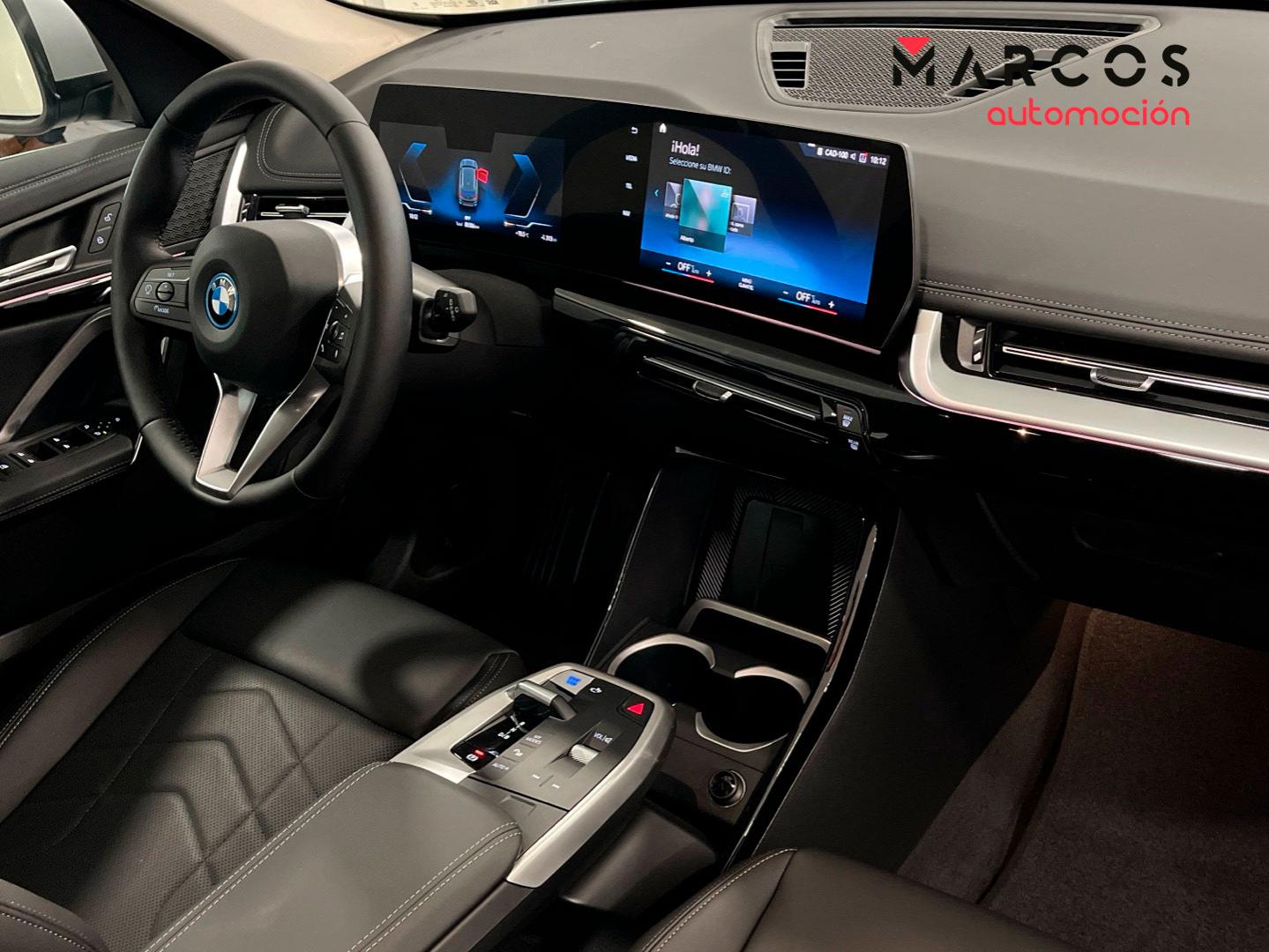 Foto BMW iX1 8