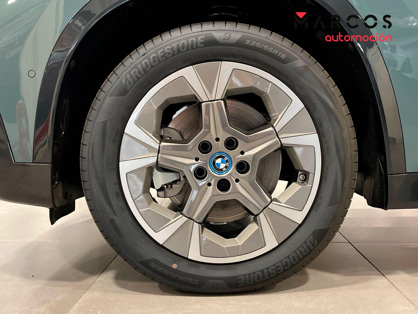 Foto BMW iX1 15