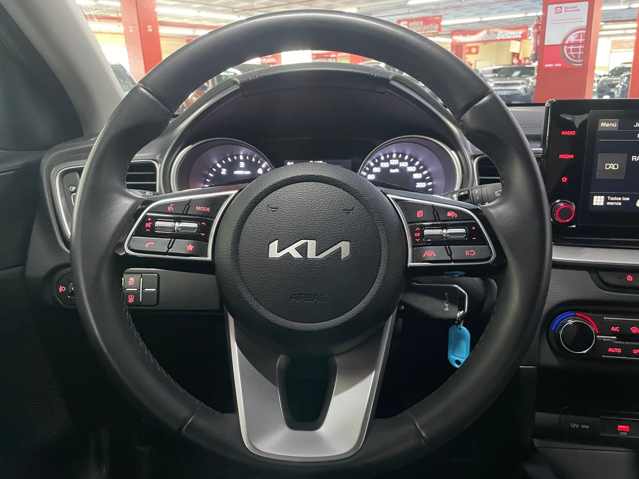 Foto Kia Ceed 12