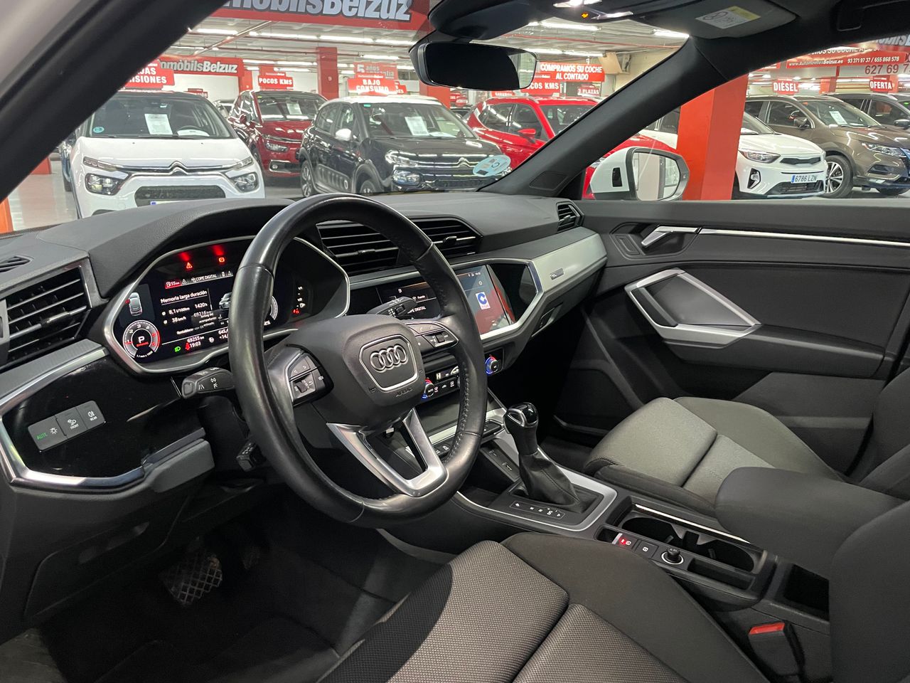 Foto Audi Q3 8