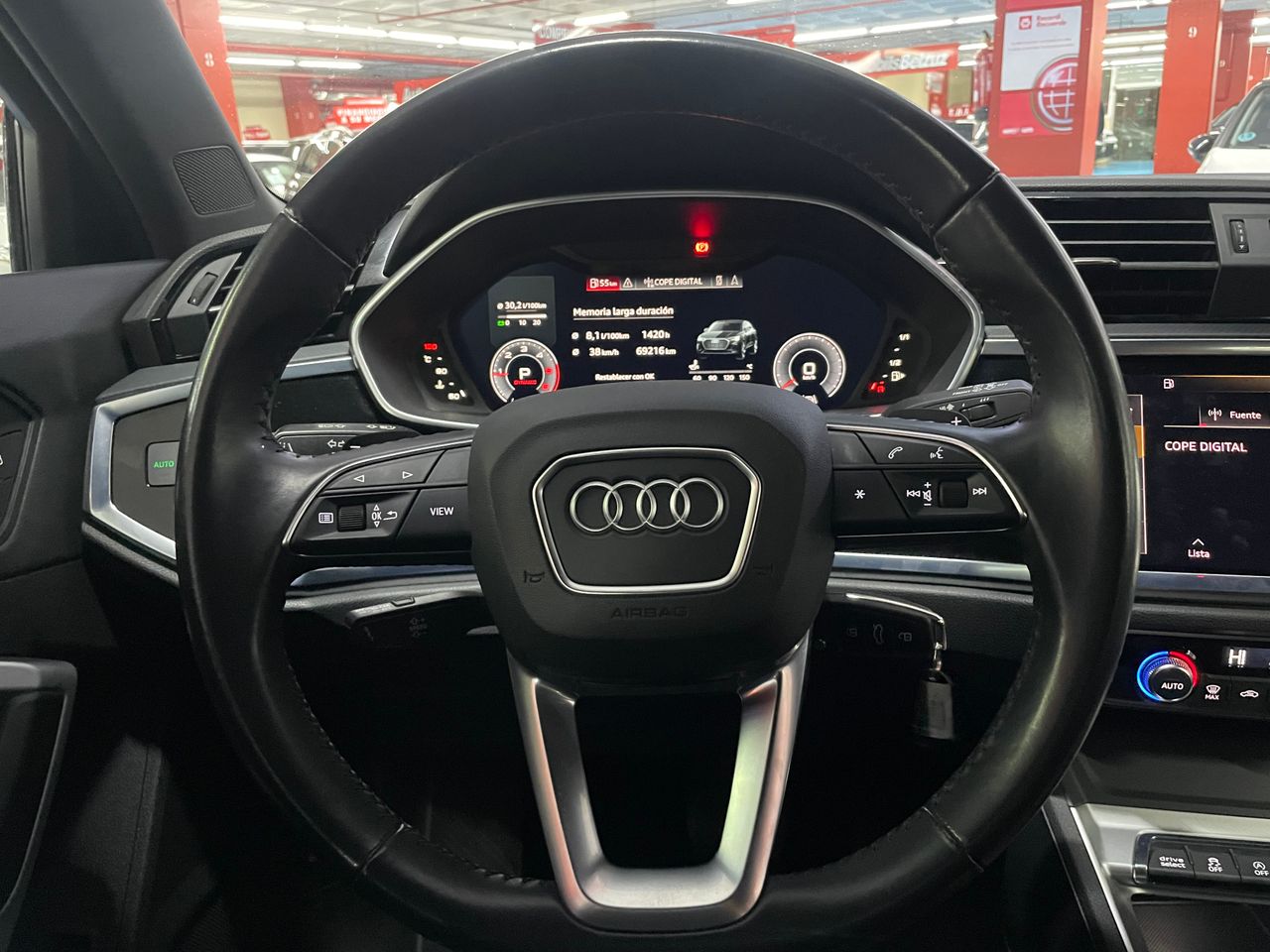 Foto Audi Q3 12
