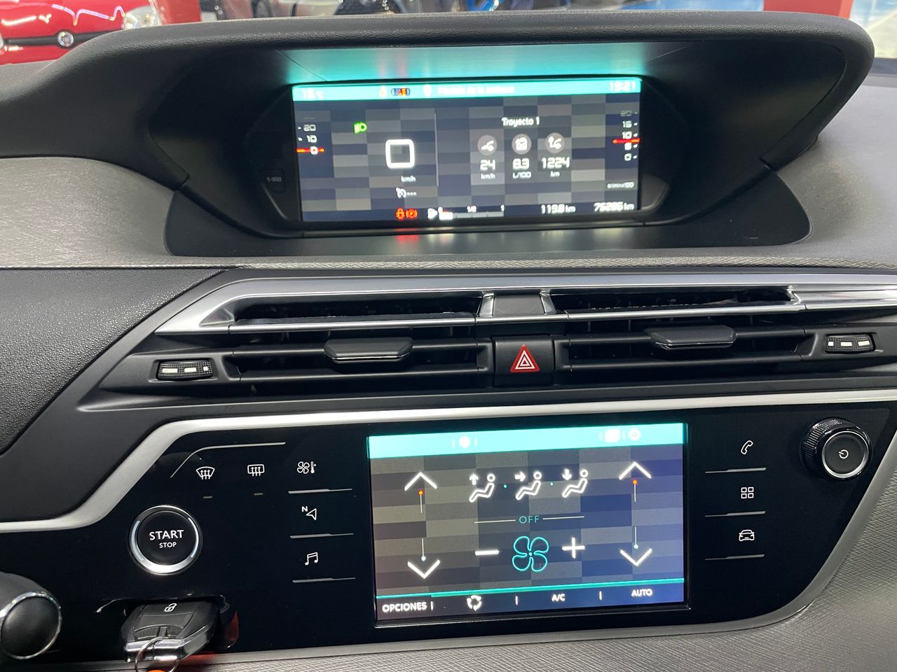 Foto Citroën C4 Picasso 13
