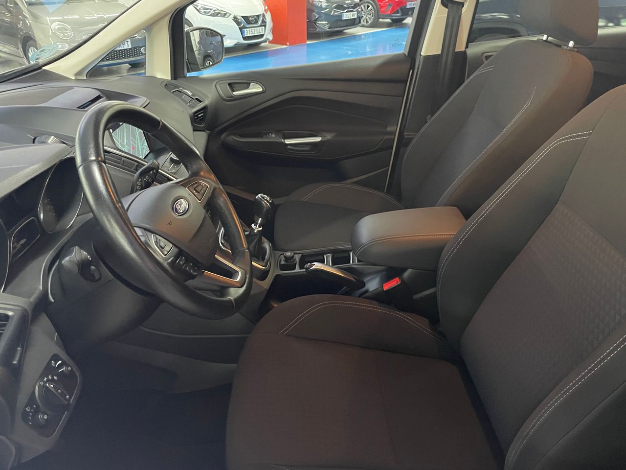 Foto Ford C-Max 8