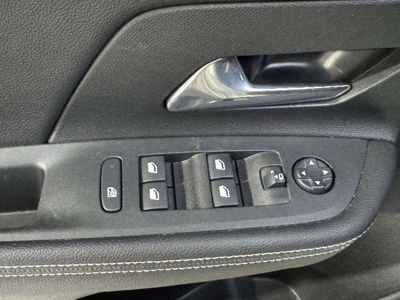 Foto Opel Mokka 13