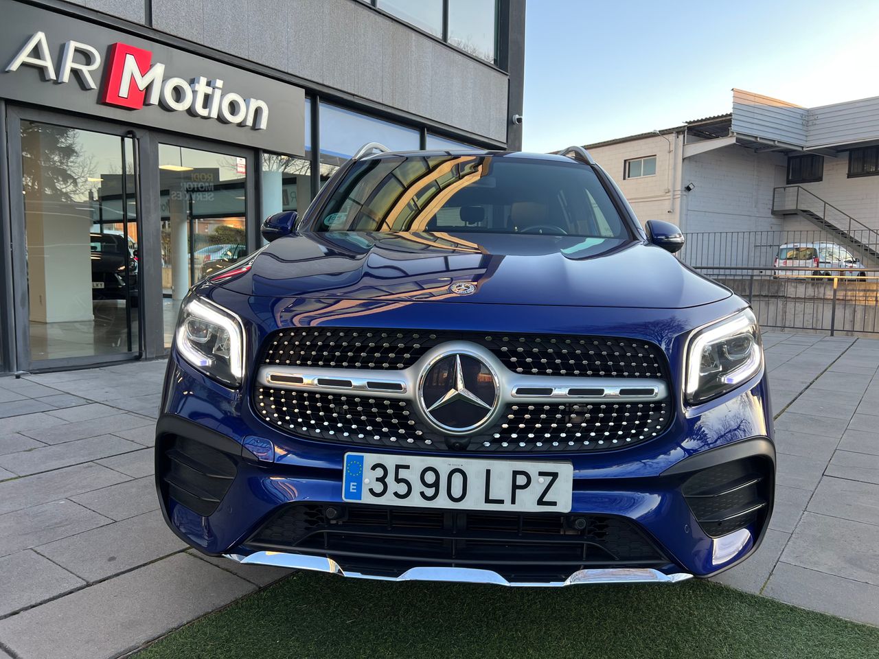 Foto Mercedes-Benz Clase GLB 2