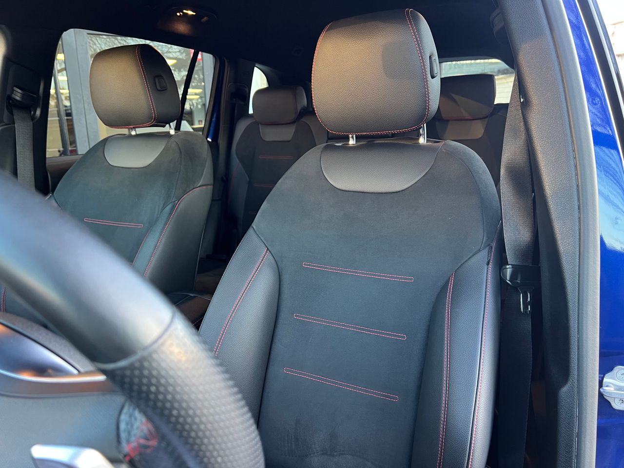 Foto Mercedes-Benz Clase GLB 11