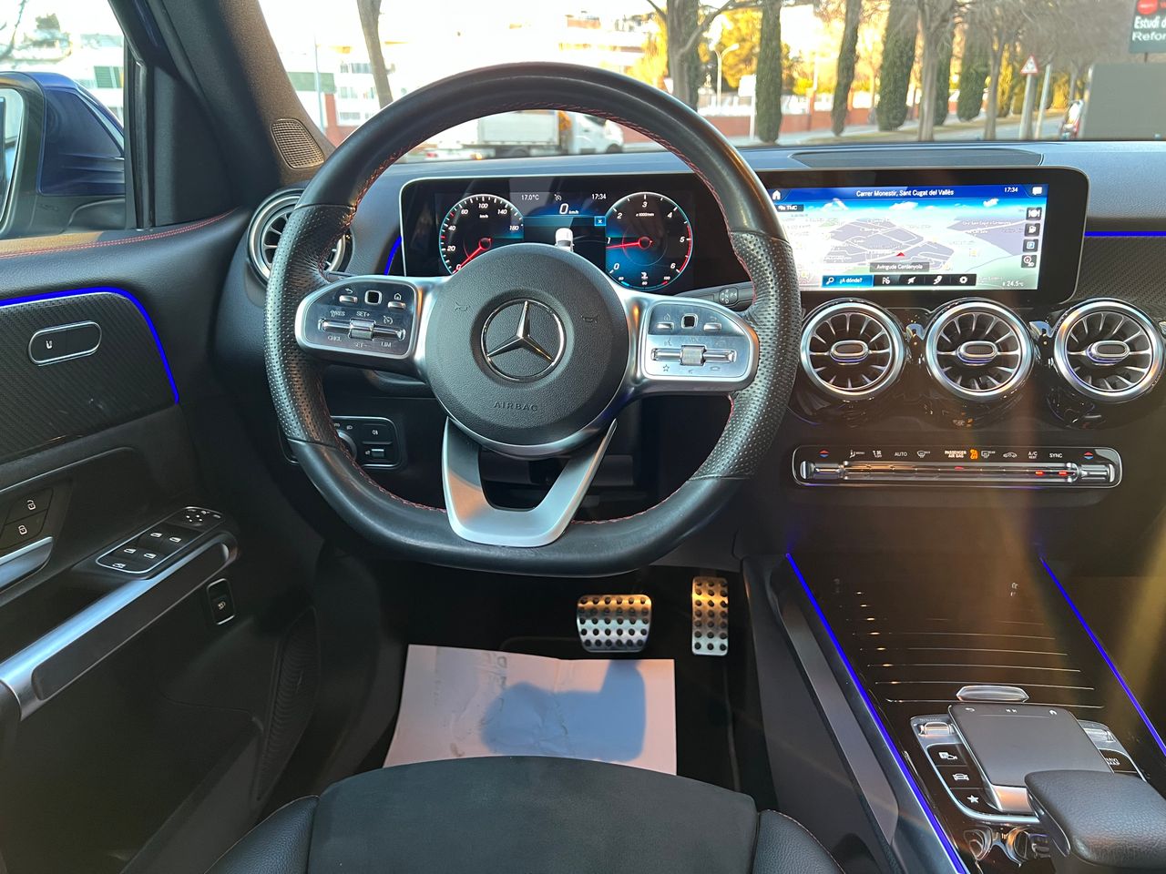 Foto Mercedes-Benz Clase GLB 31