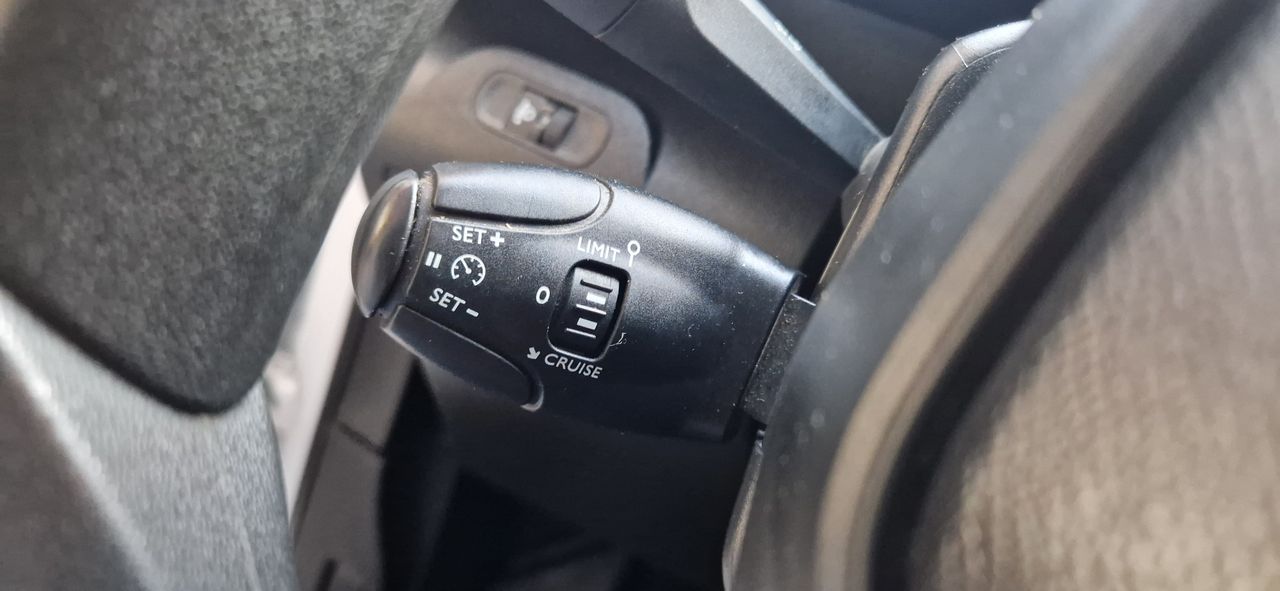 Foto Peugeot Partner 13