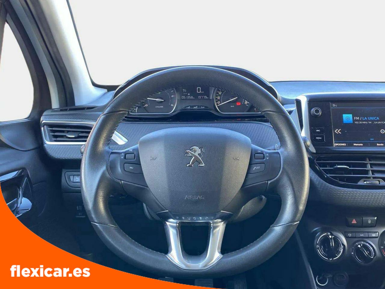 Foto Peugeot 2008 12