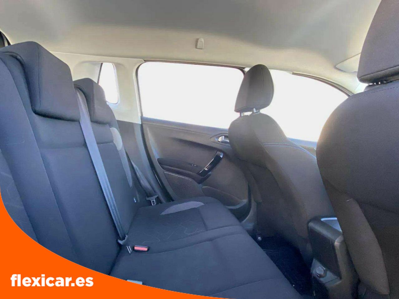 Foto Peugeot 2008 15