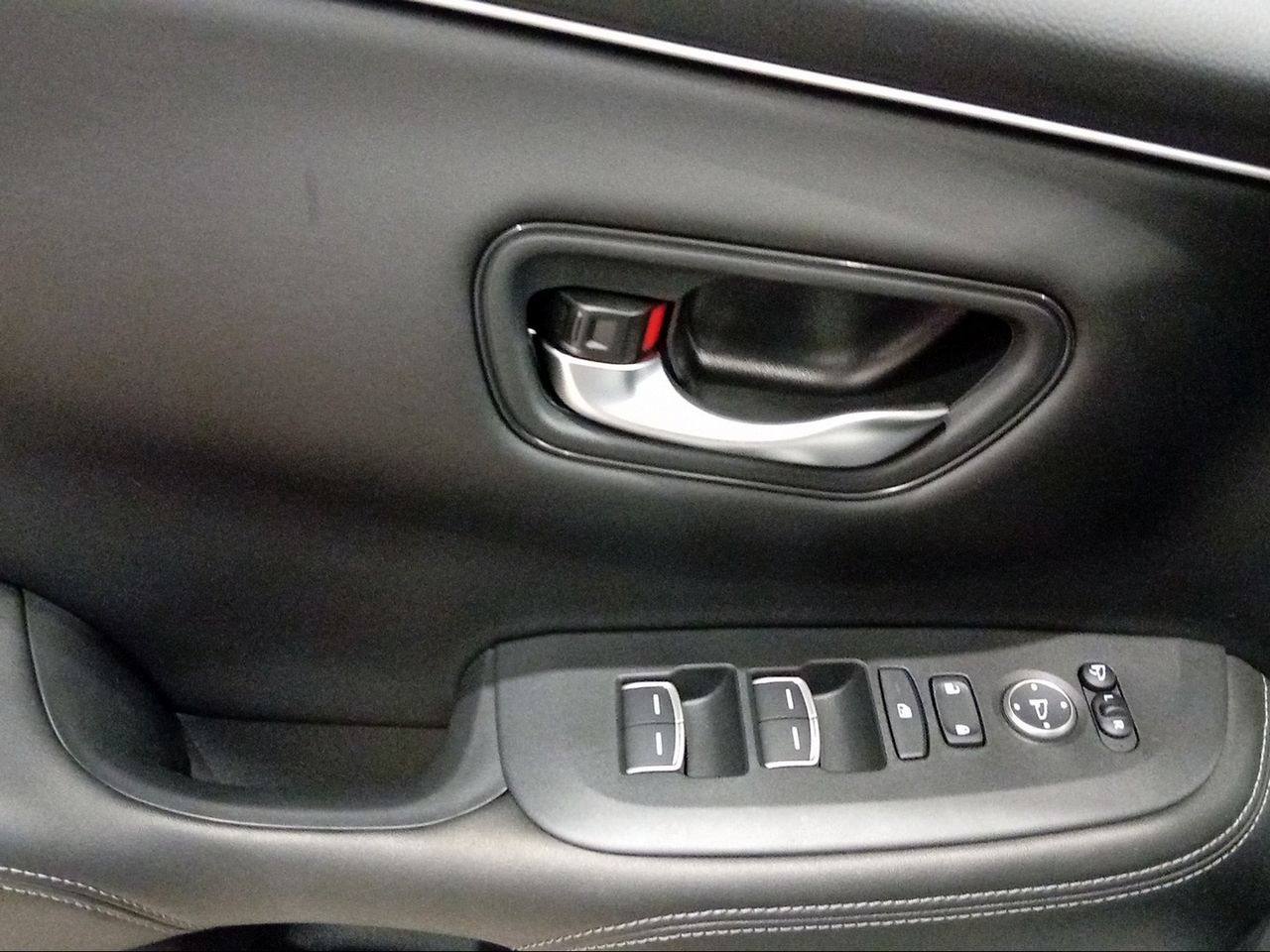 Foto Honda ZR-V 18