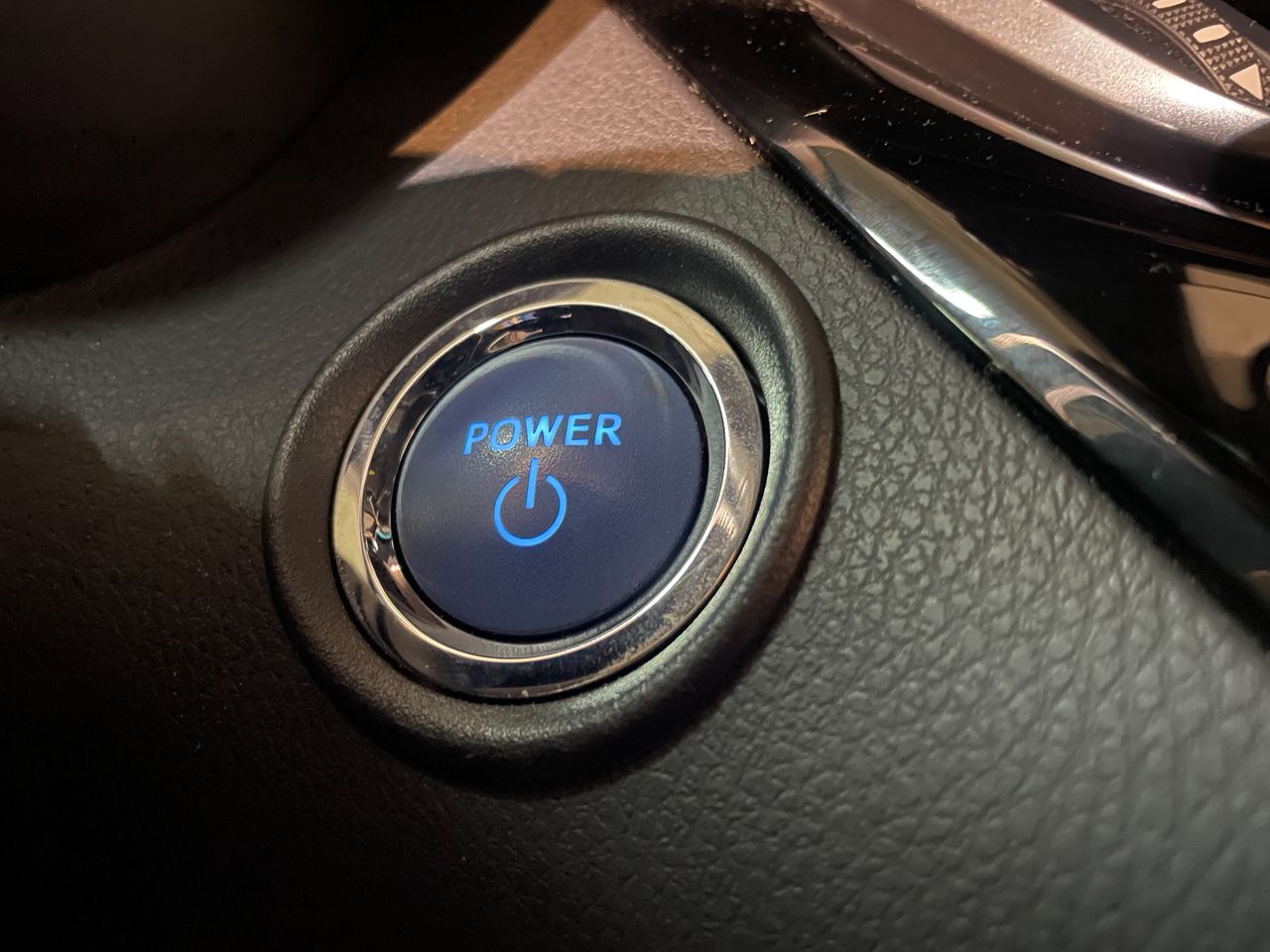 Foto Toyota C-HR 28