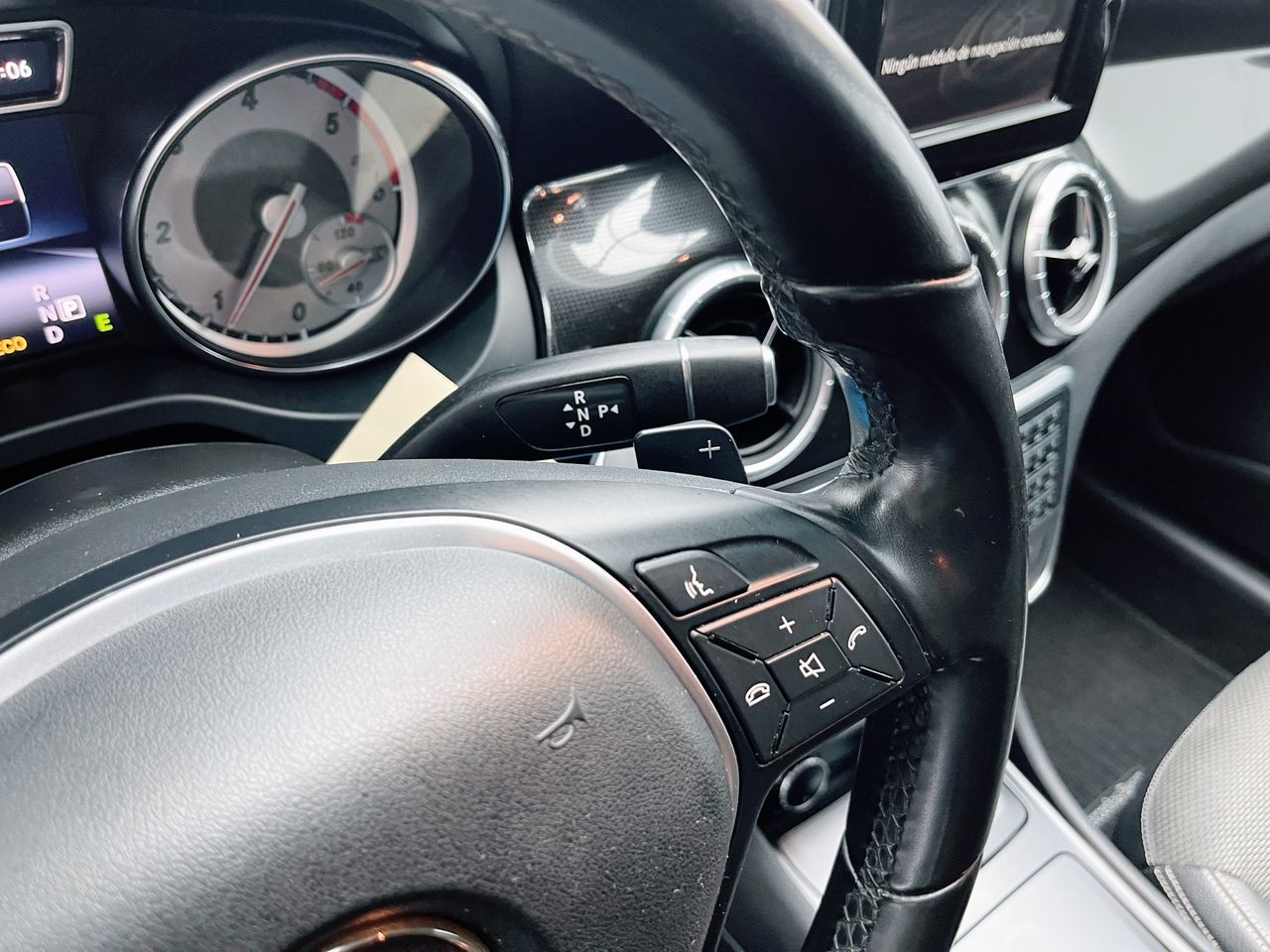 Foto Mercedes-Benz Clase CLA 14