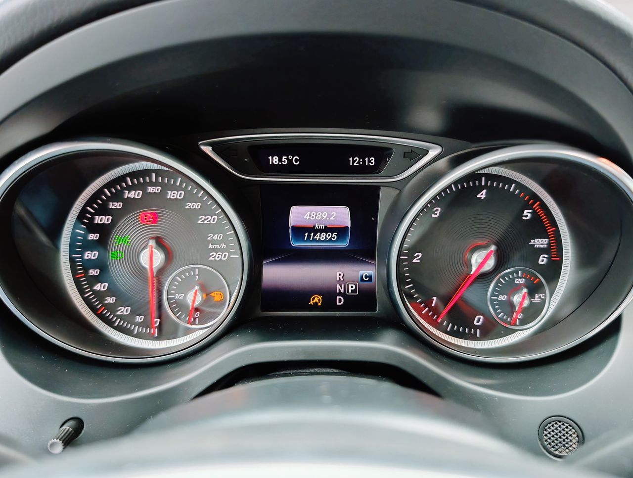 Foto Mercedes-Benz Clase GLA 10