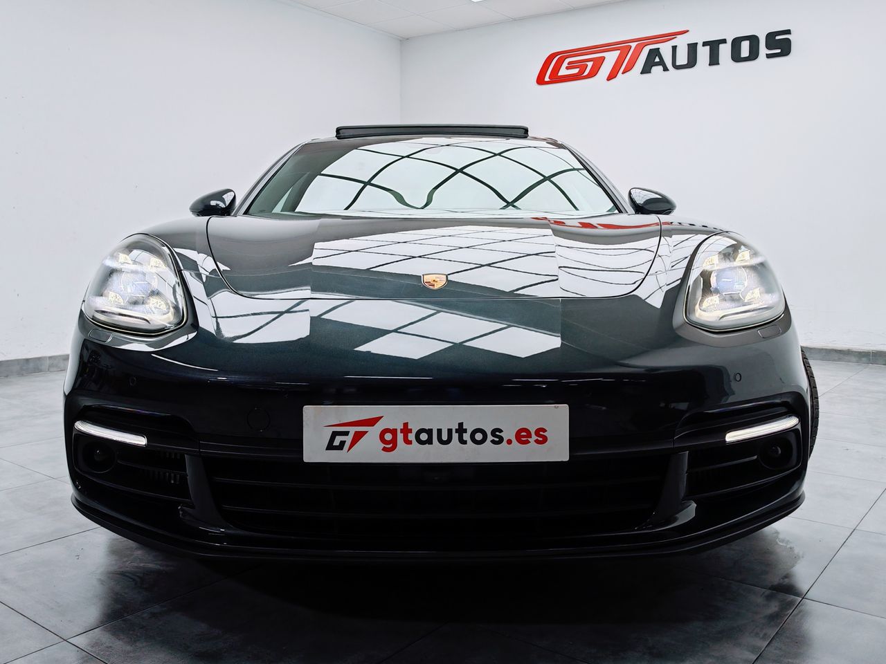 Foto Porsche Panamera 16