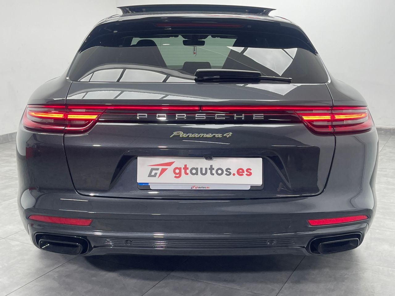 Foto Porsche Panamera 38