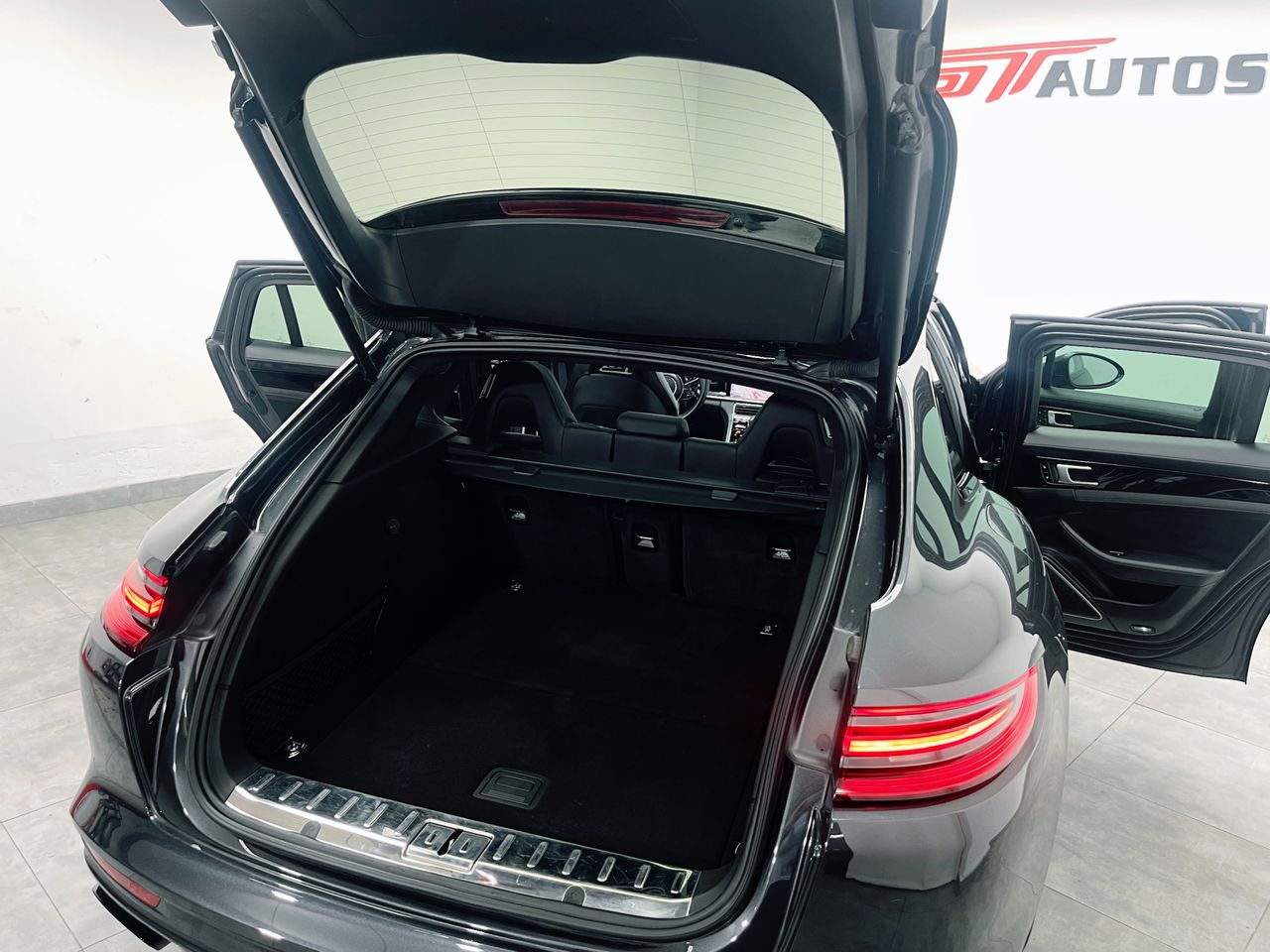 Foto Porsche Panamera 10