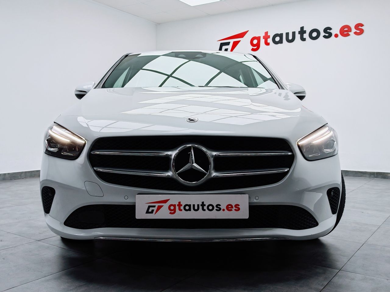 Foto Mercedes-Benz Clase B 42