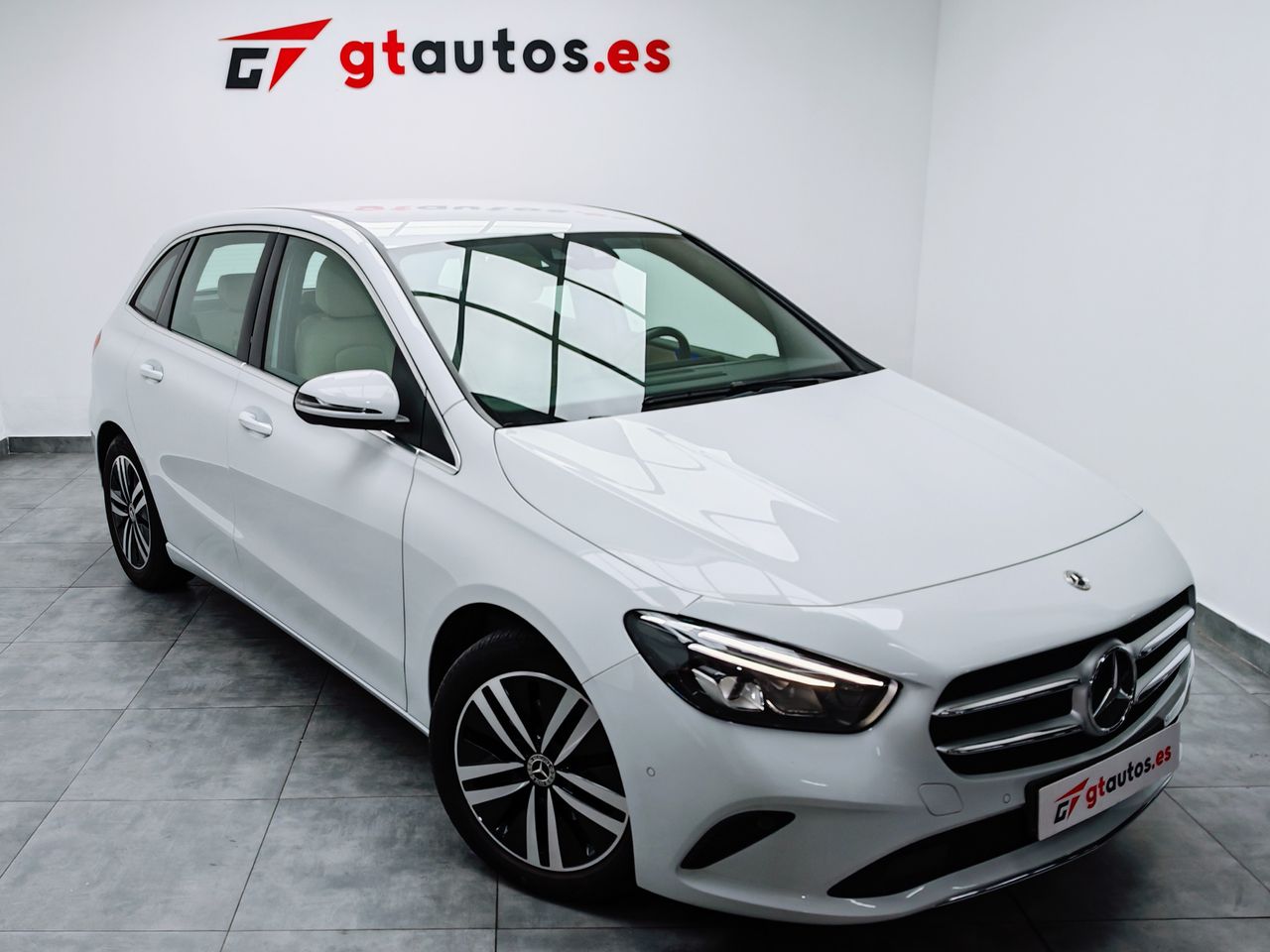 Foto Mercedes-Benz Clase B 45