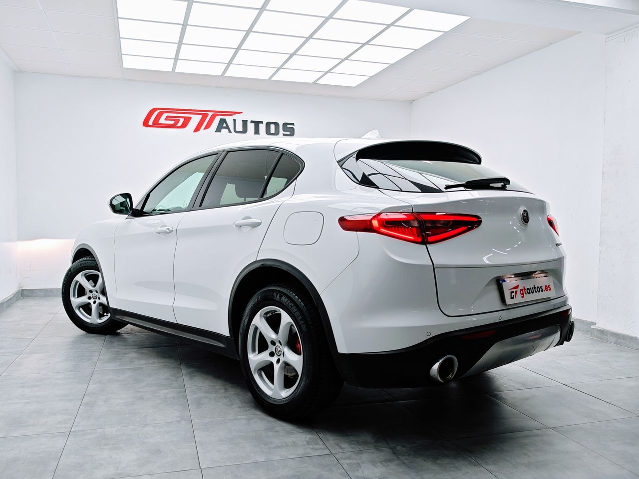 Foto Alfa Romeo Stelvio 16