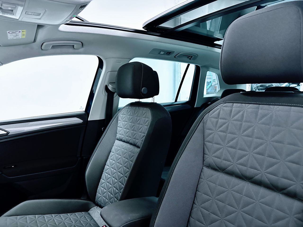 Foto Volkswagen Tiguan 17