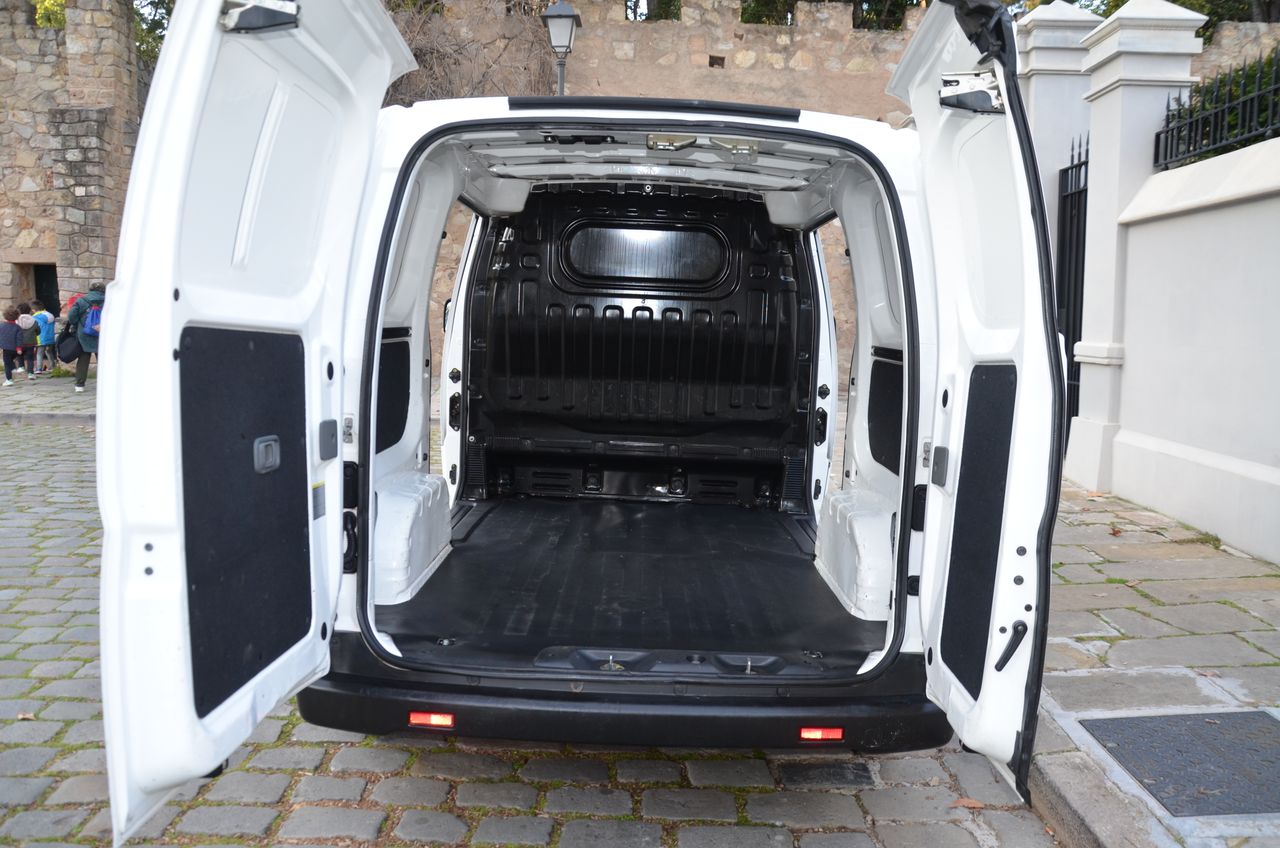 Foto Nissan NV200 7