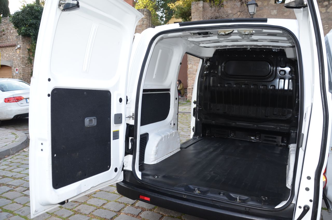 Foto Nissan NV200 8