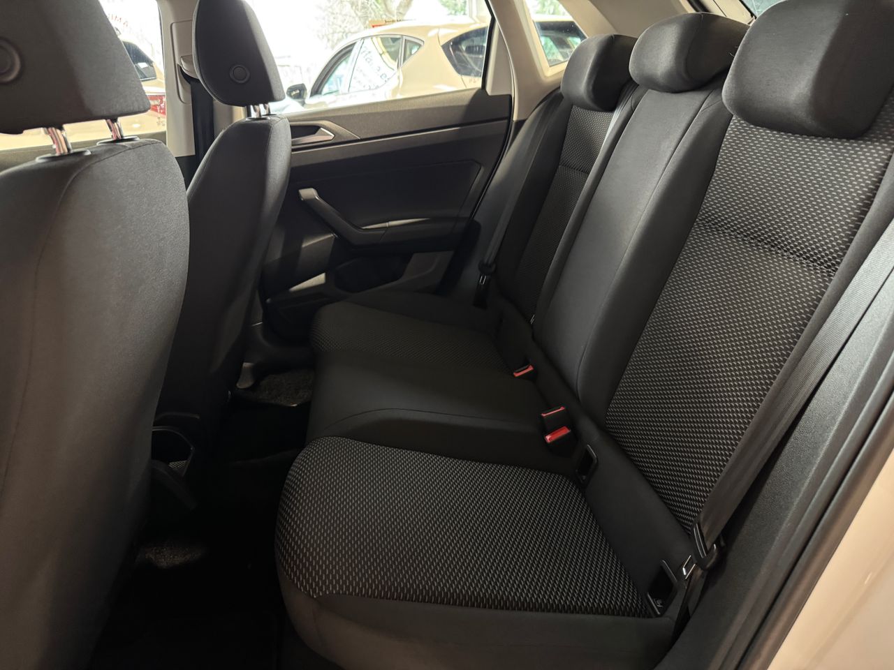 Foto Volkswagen Polo 23