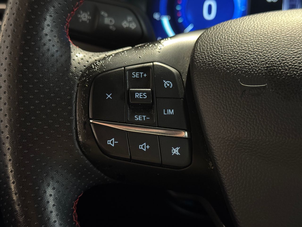 Foto Ford Kuga 12