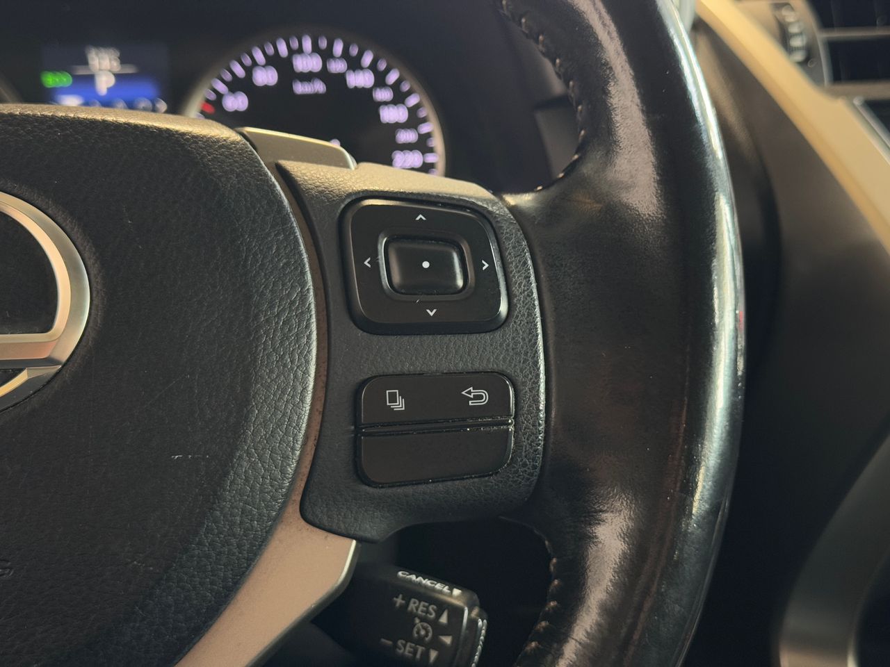 Foto Lexus NX 13