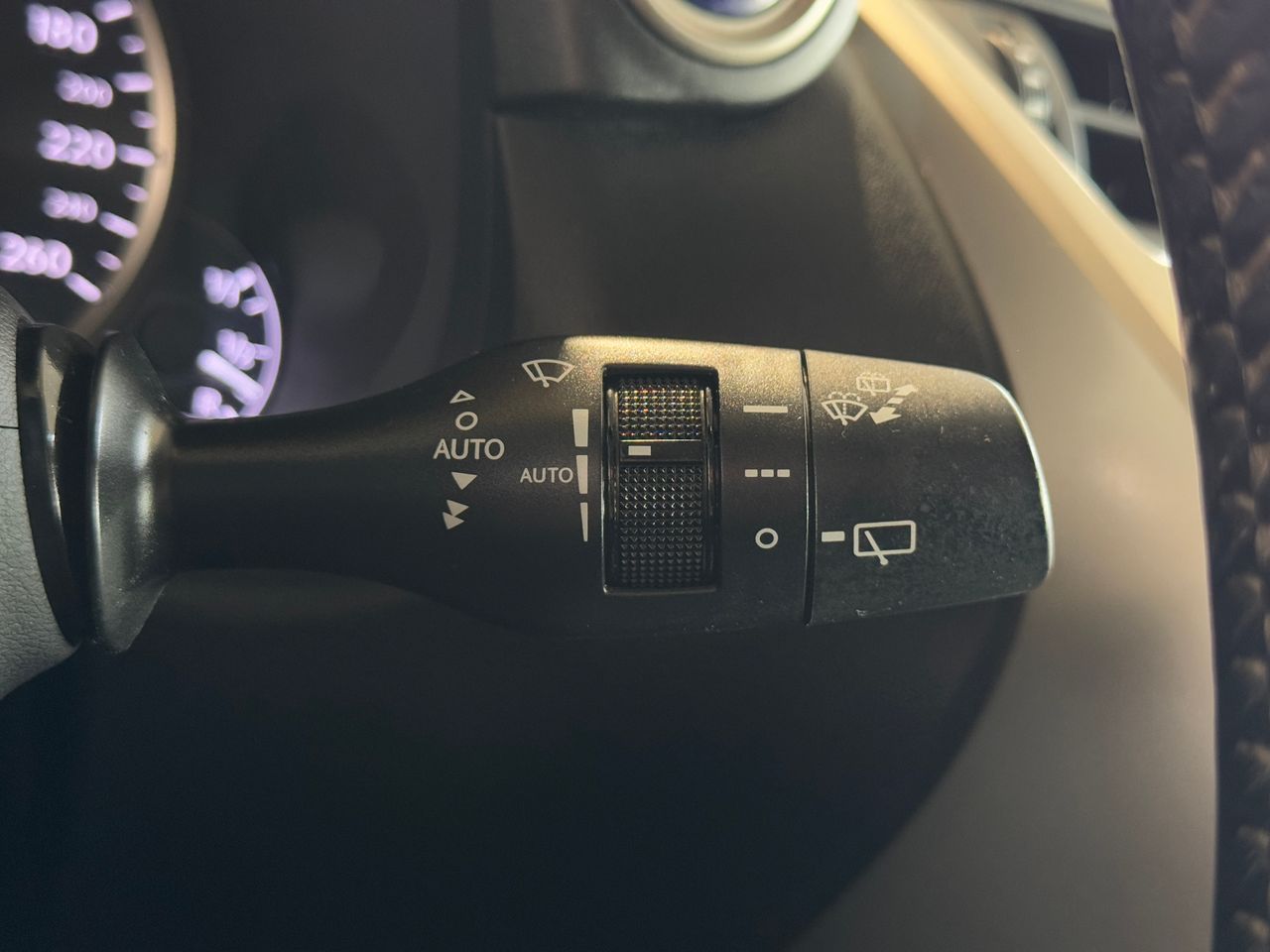Foto Lexus NX 16
