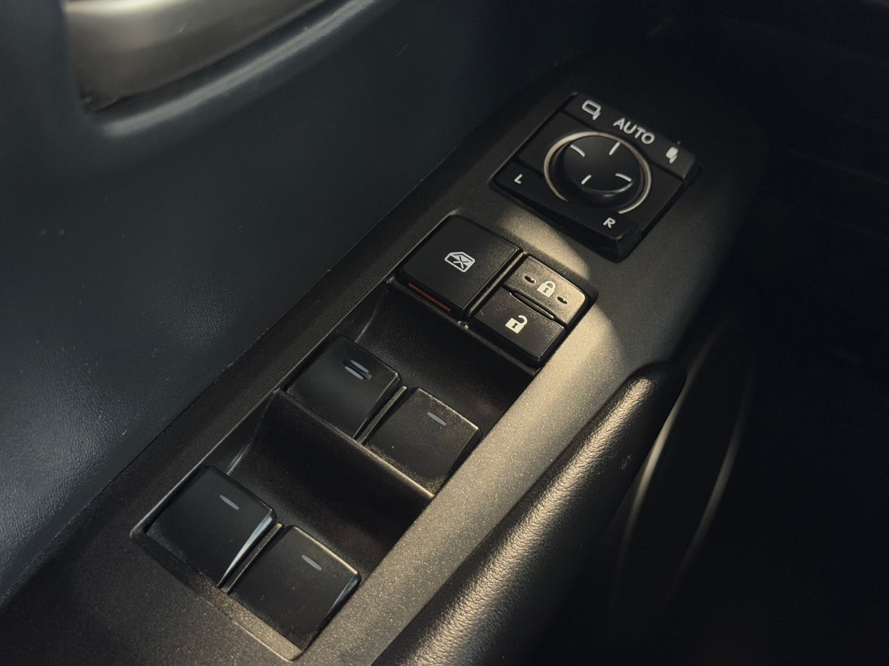 Foto Lexus NX 18
