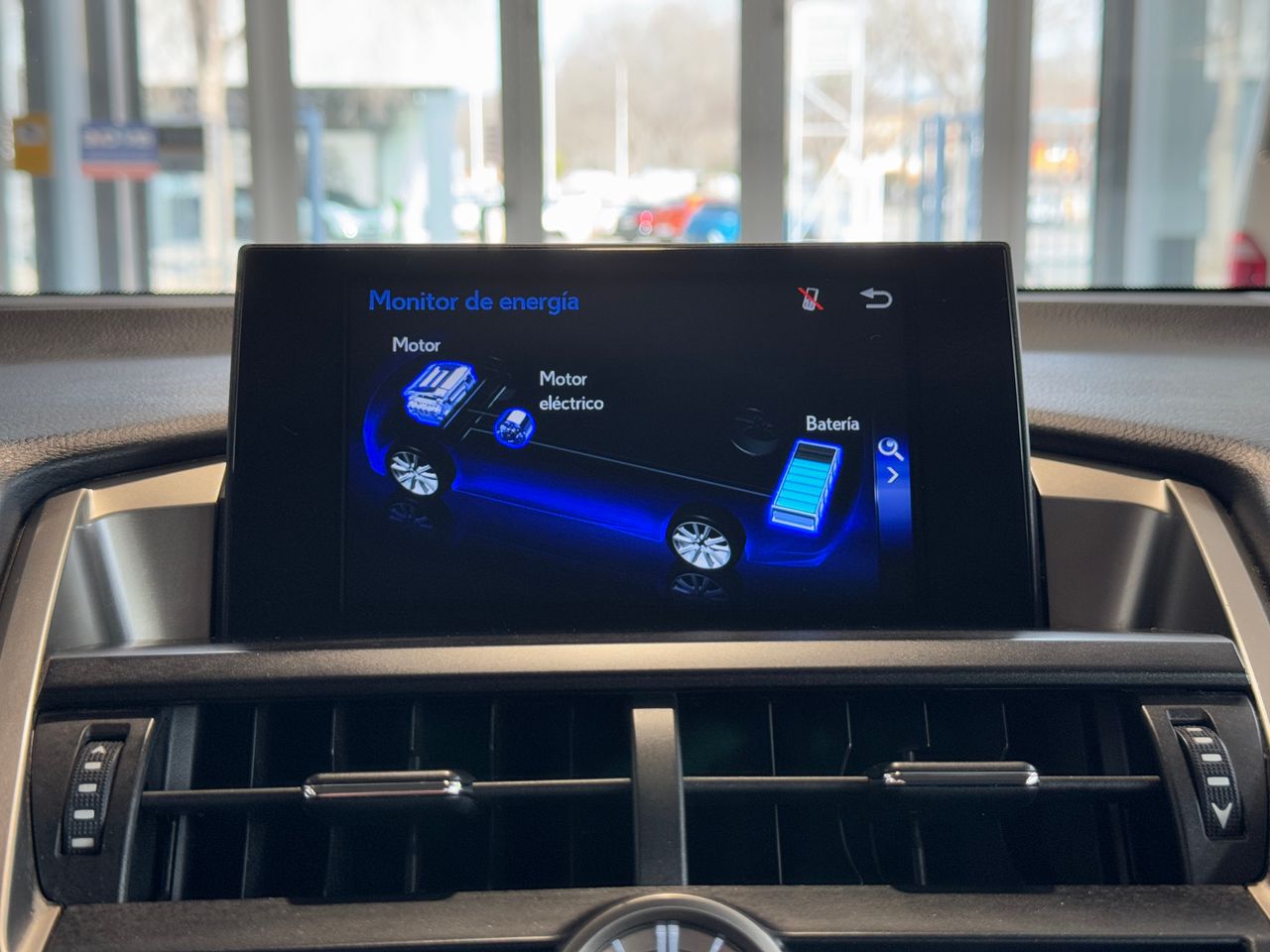 Foto Lexus NX 23