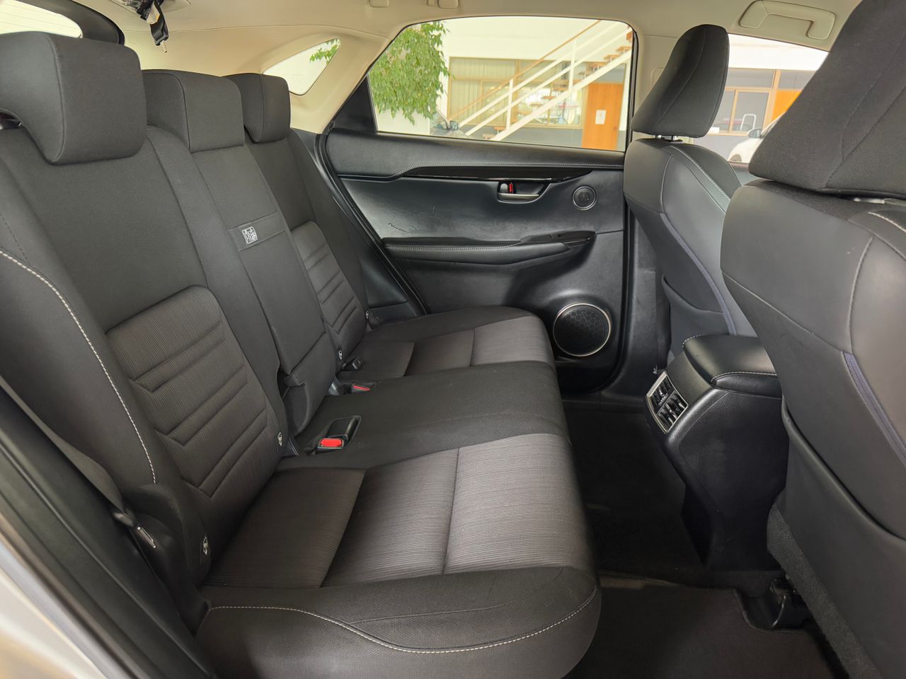 Foto Lexus NX 30