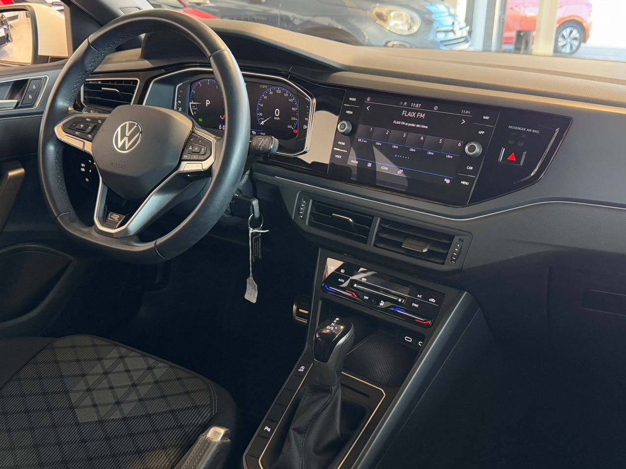 Foto Volkswagen Polo 11