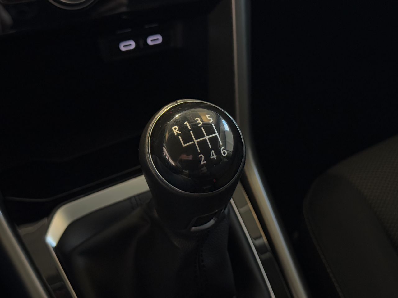 Foto Volkswagen T-Roc 26