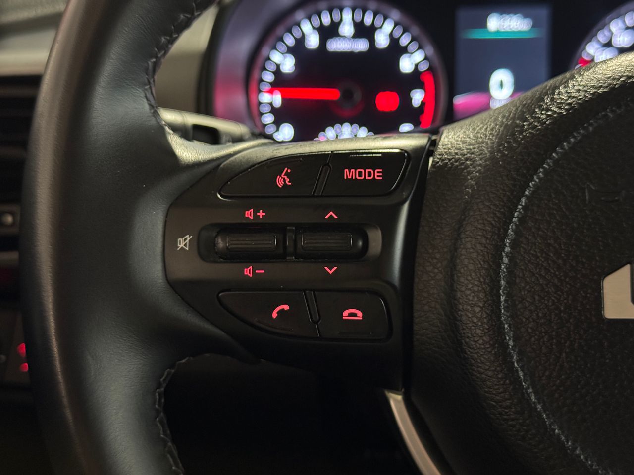 Foto Kia Stonic 12