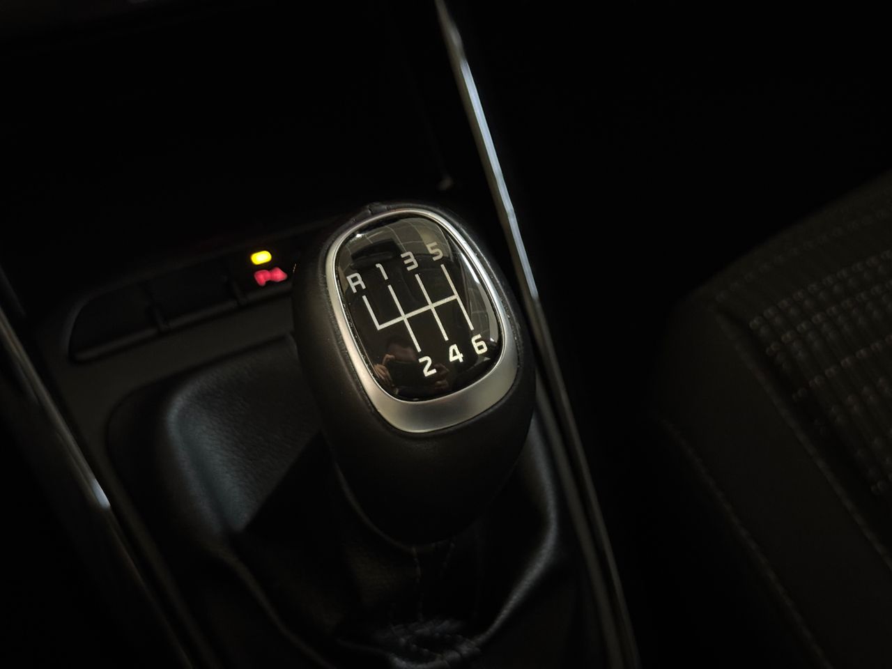 Foto Kia Stonic 29