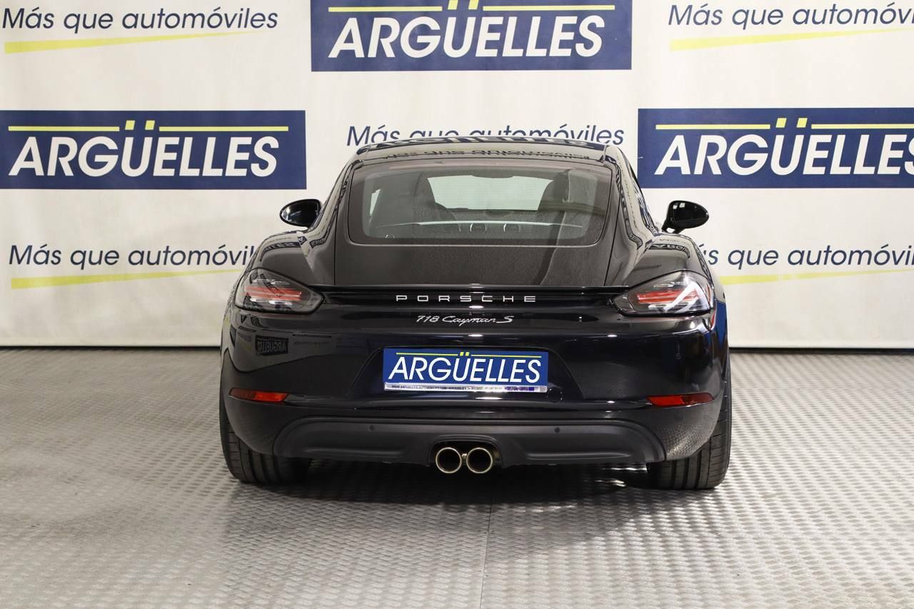Foto Porsche 718 5