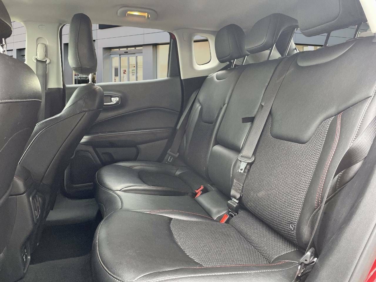 Foto Jeep Compass 10