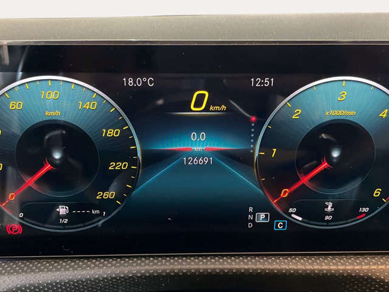 Foto Mercedes-Benz Clase CLA 5