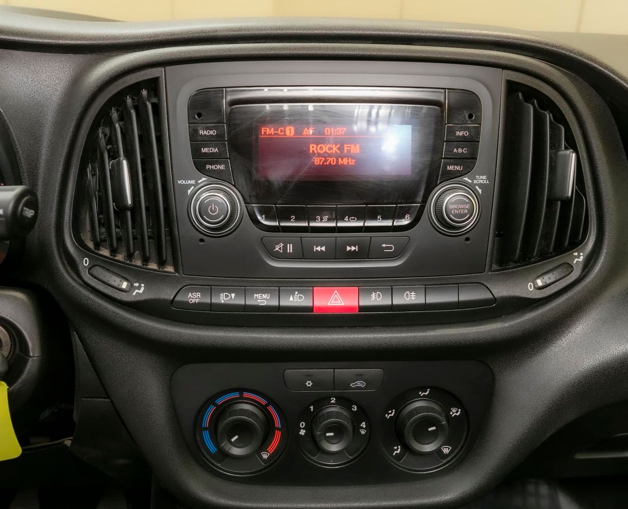 Foto Fiat Doblo 16