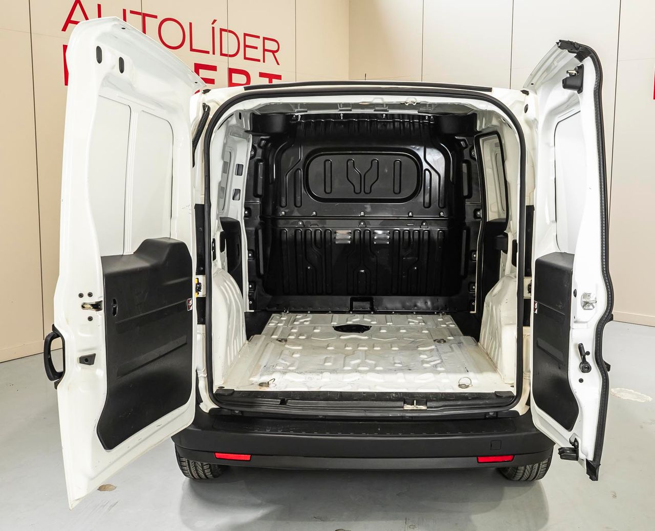 Foto Fiat Doblo 24