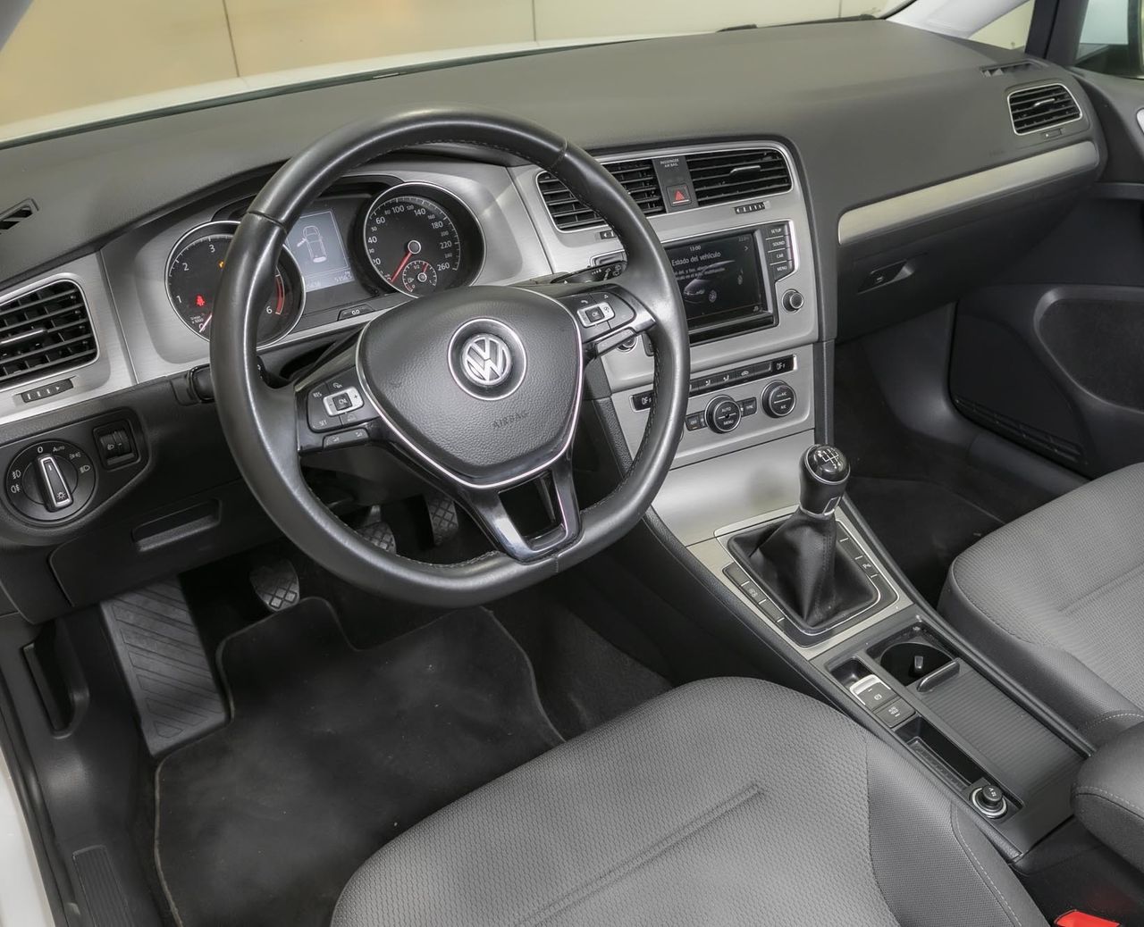 Foto Volkswagen Golf 13