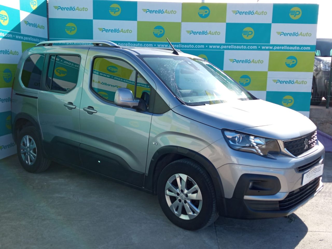 Foto Peugeot Rifter 2