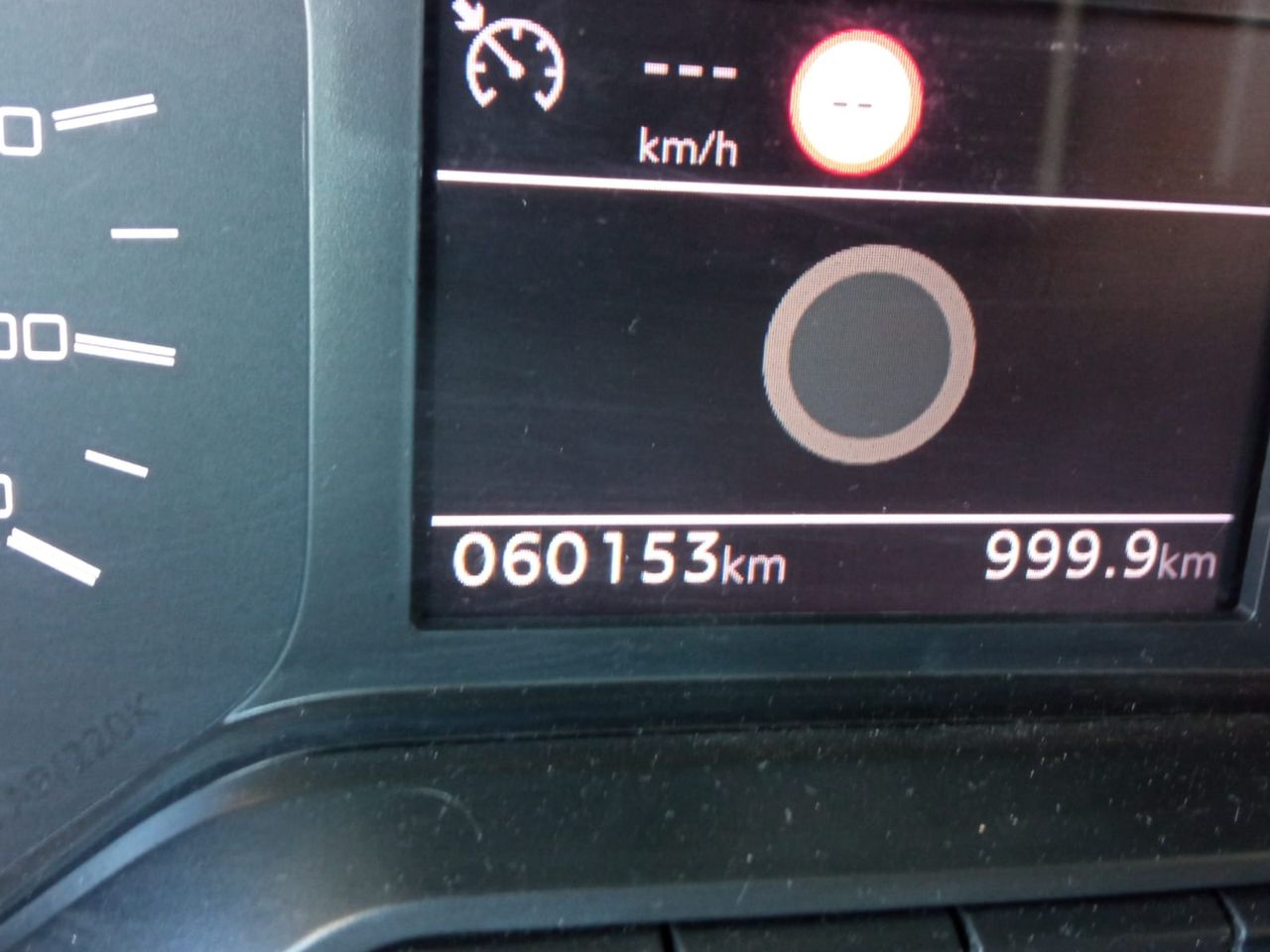 Foto Peugeot Rifter 8