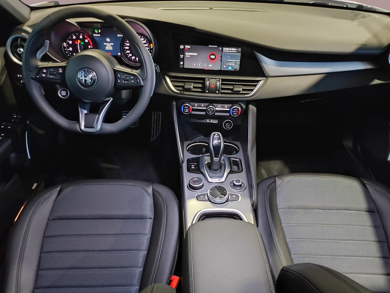 Foto Alfa Romeo Giulia 8