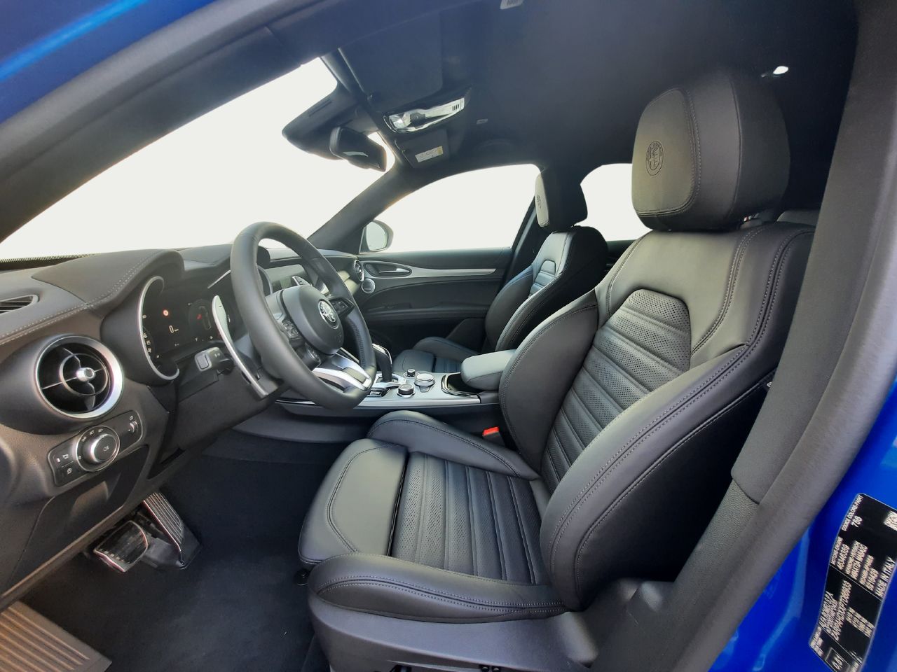 Foto Alfa Romeo Stelvio 8